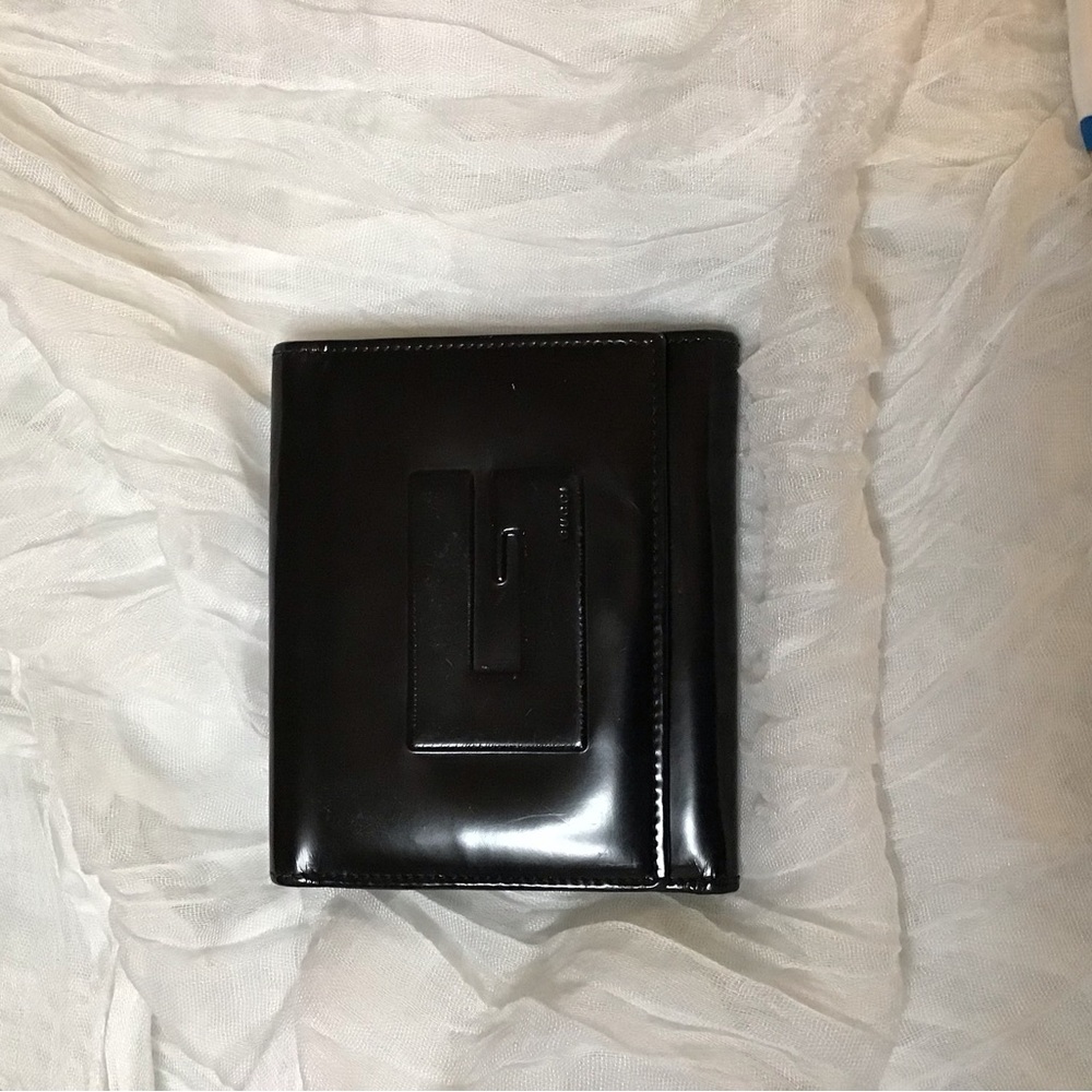 Gucci Patent Leather Wallet - Picture 4 of 7